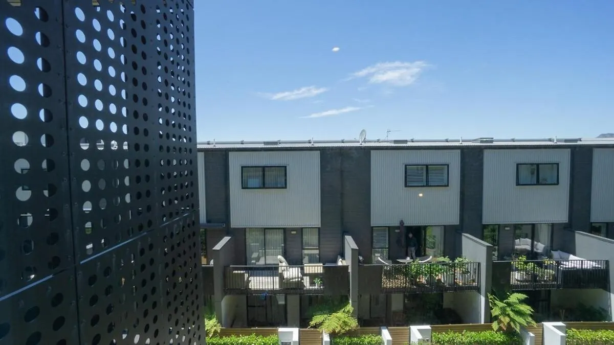 Superb Apartment Complex- 2 Bedroom- Smart 49Tv Christchurch
