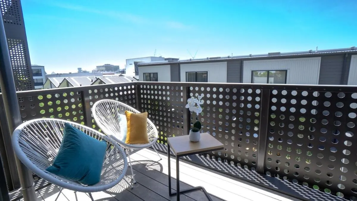 Superb Apartment Complex- 2 Bedroom- Smart 49Tv Christchurch 0*,